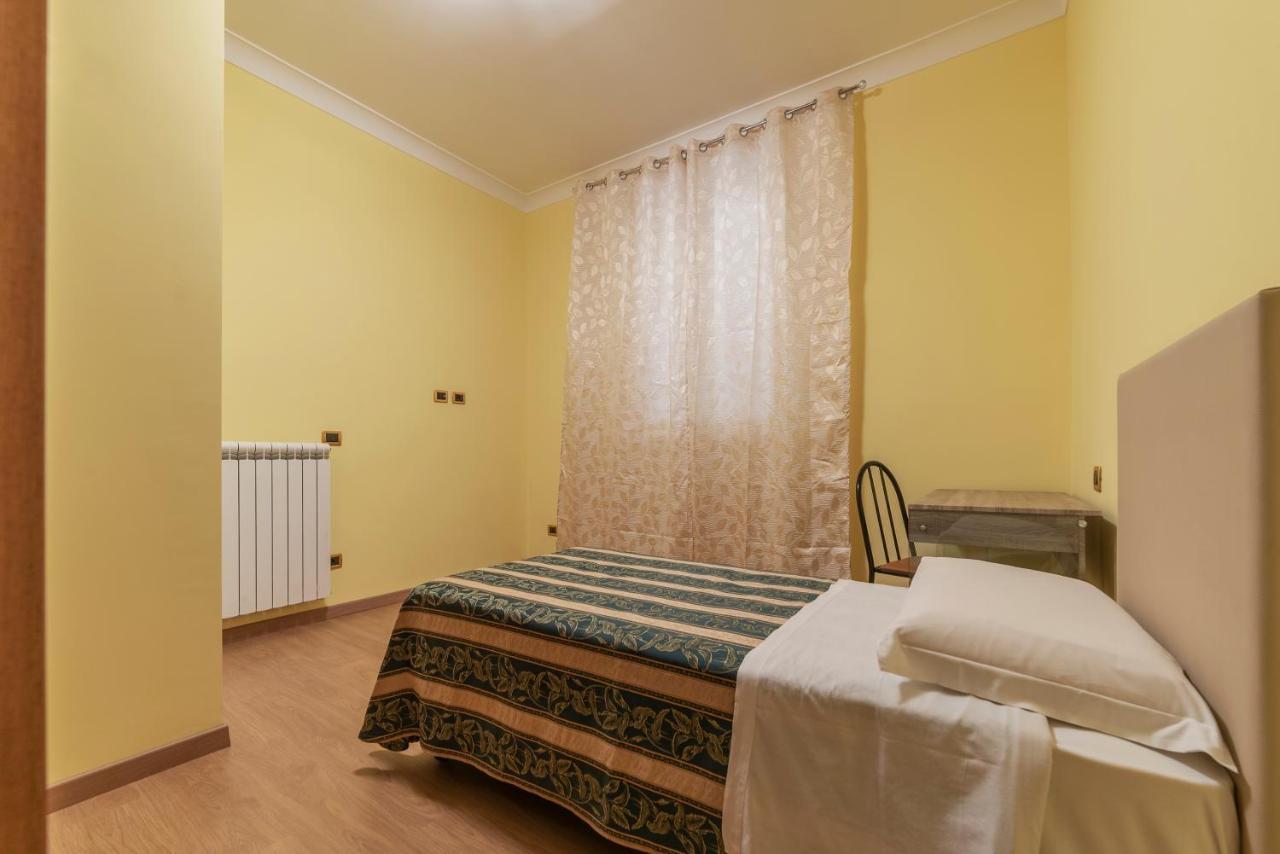 רומא Termini Station Elegant And Roomy Apartment מראה חיצוני תמונה