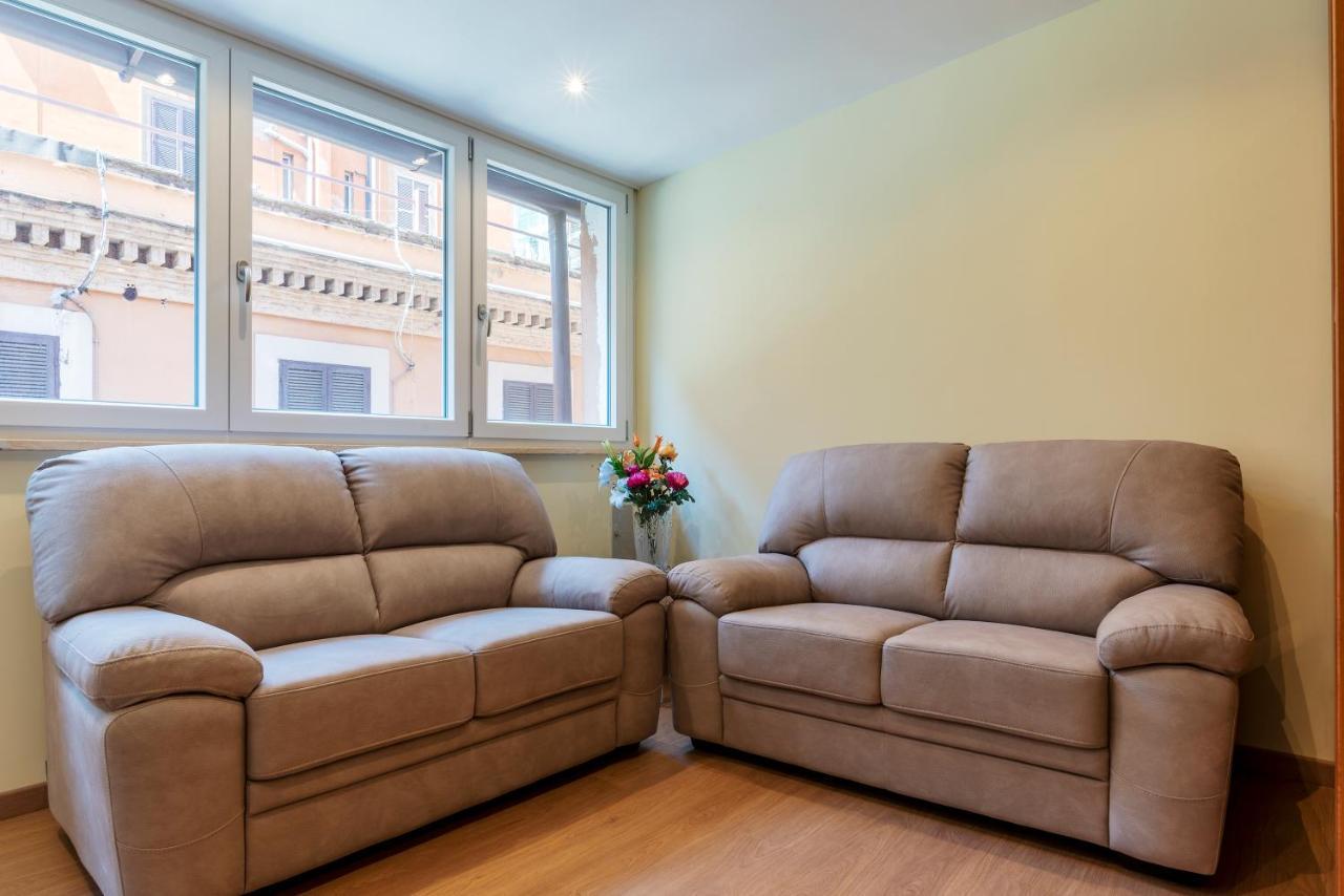 רומא Termini Station Elegant And Roomy Apartment מראה חיצוני תמונה