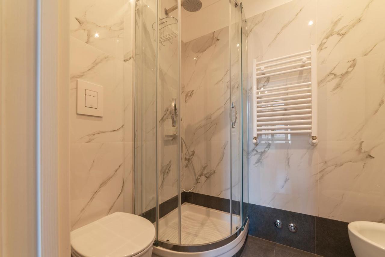 רומא Termini Station Elegant And Roomy Apartment מראה חיצוני תמונה