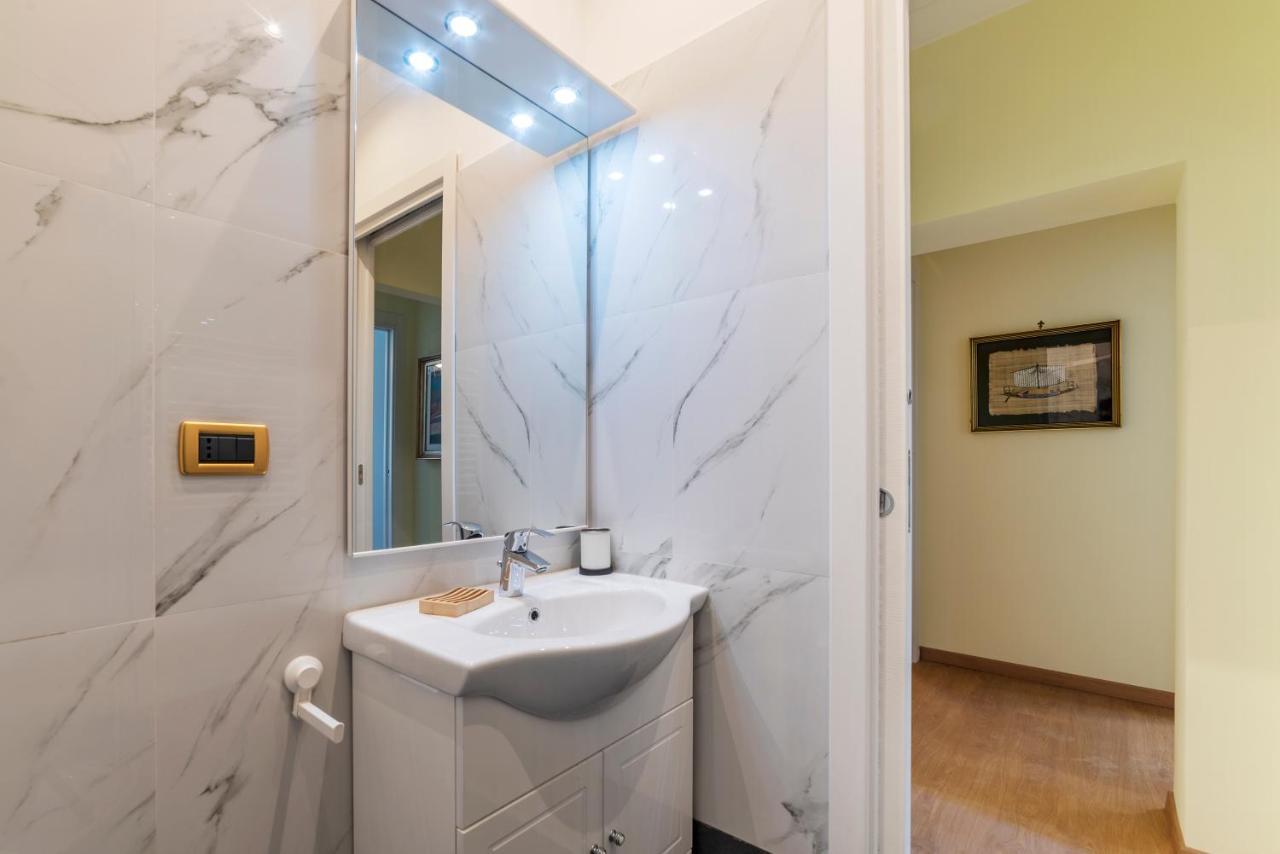 רומא Termini Station Elegant And Roomy Apartment מראה חיצוני תמונה